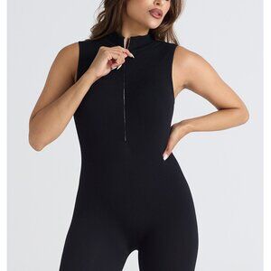 ALO Yoga tummy control and hip lifting vest seamless yoga wear